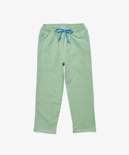 Chris Jogger, Basil
