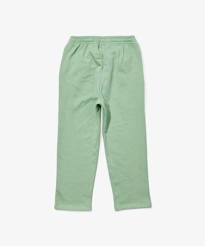 Chris Jogger, Basil